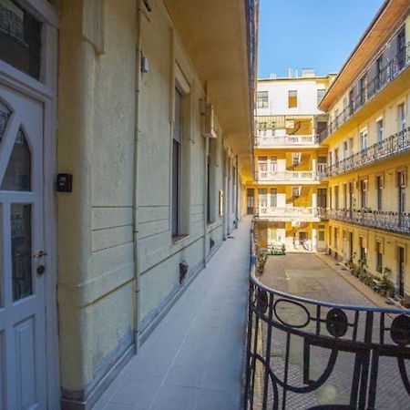 Cosy 2 Bedroom Flat In Akacfa St., Sol Budapest Ngoại thất bức ảnh