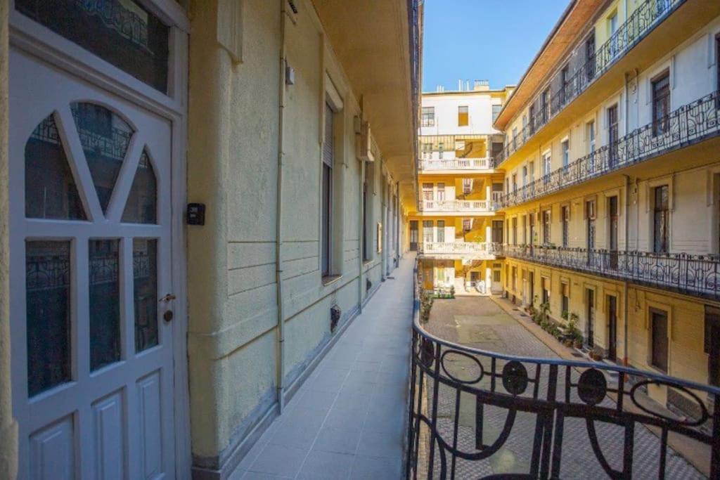 Cosy 2 Bedroom Flat In Akacfa St., Sol Budapest Ngoại thất bức ảnh